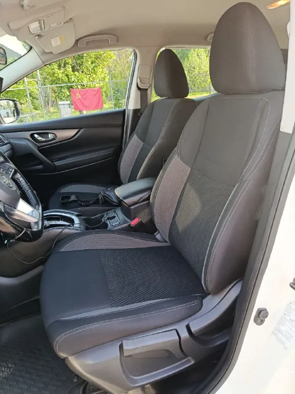 Nissan qashqai 2019 -двигатель 2.0 -кпп автомат -пробег 133000 -цена 1.475000₽ -донецк -тел: +79494676510 автомобиль в отличном состоянии, с родным пробегом без дтп, кузов без дефектов, по технической части вопросов нет полностью обслужен и готов к дальнейшей эксплуатации. красивый перламутровый цвет, комплектация: подогрев сидений руля зеркал, датчик света и дождя, диодная оптика, ,сенсорная мультимедиа с bluetooth usb aux, камера заднего вида, парктроник задний и передний, круиз-контроль, климат-контроль двухзонный, литые диски, электр. ручник и т. д осмотр в любое время, очень ухоженный автомобиль, любая диагностика. - фотография - 7