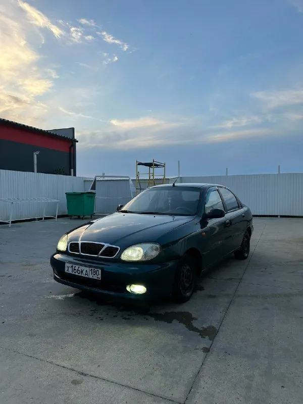 Продаю семейный автомобиль заз lanos 2004 года. в отличном состоянии. газ + бензин комплектация с гур и кондиционером. за машиной следили и вкладывали в нее, по фото видно. в салоне не курили. двигатель на 200 000 капиталился заменили: 1. наружный шрус левый lynxautо 2. опоры+опорные подшипники (lynxauto) - + амортизаторы перед (marshall) 3. тормозные колодки kachiyama 4. замена распредвала в сборе 5. замена радиатора печки и промывка весной 2025 6. поставил хороший свет и магнитолу продаю машину в связи с покупкой новой. цену вижу 250тыс. + торг у капота, быстрым детское кресло в подарок) +79490432570 игорь 📞 звоните: +7(949)0432570 - фотография - 1