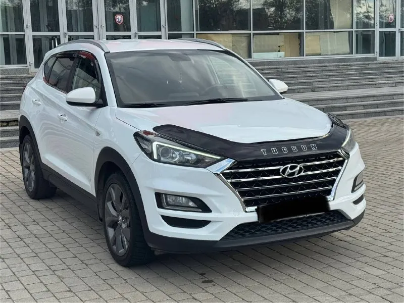🔥 hyundai tucson официал restailing 2018 год двигатель 2.0 бензин коробка автомат awd (полный привод ) авто в отличном состоянии, абсолютно не какого вложения не требует, в дтп не участвовал весь в заводском окрасе !!! с документами все в порядке продажа с полным переоформлением в мрэо ! г. донецк цена 🔥 1.850.000 🔥 (возможно в кредит ) звоните остальное по тел. +79495210885 - фотография - 6