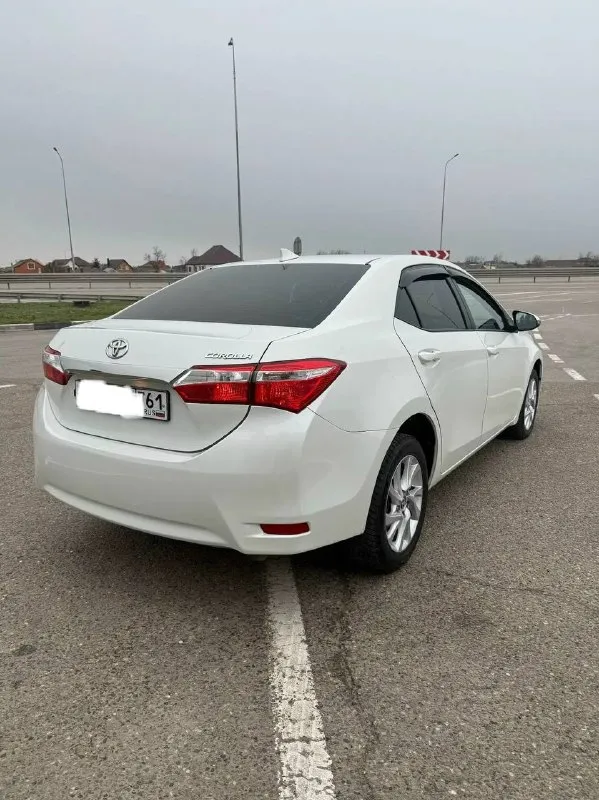 Продам toyota corolla 2018 года выпуска с пробегом 129000км,
1.6 Вариатор. В хорошем состоянии вложений не требует полностью обслужена
Кондиционер заправлен холодит
Двигатель работает идеально коробка без пинков
2 Комплекта резины
Мультируль, подогрев руля, подогрев сидений, подушки безопасности, все стекла родные и без трещин по документам все кристально чисто
Цена 1410000₽
+79493348216 Дмитрий
📲 Tg: дмитрий
📞 Звоните: +7(949)3348216 - фотография - 7