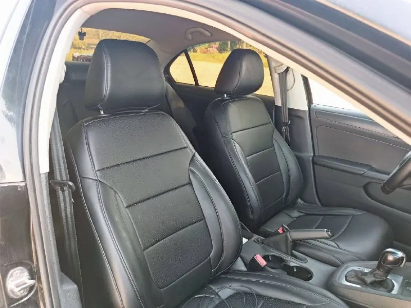 Продается отличный автомобиль volkswagen jetta 2014 год, рестайлинг 6, двигатель 1,6 коробка автомат. пробег 180 т. 1.300не большой торг на месте. в родной краске, все в отличном состоянии, машина ухожена во всем, кожаный салон, кондиционер, оригинал птс, оформлена на 180 регион. продажа срочная. авто в мариуполе обращаться по телефону +79499717706 +79496355191 📞 звоните: +7(949)9717706 - фотография - 3