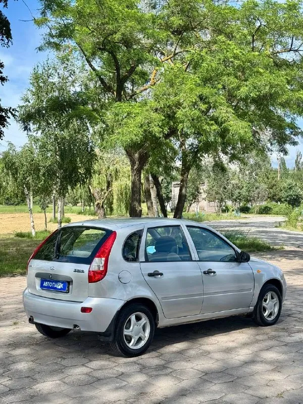 🇷🇺 lada kalina 💰цена: 285 000р 🏢город: мариуполь 📅год выпуска: 2008 🧾пробег: 209 650км. ⚙️двигатель: 1.4 16v ⛽топливо: бензин ⚙️кпп: механика 📞 телефон: +7-989-263-55-56 +7-949-727-41-51 +7-949-551-91-52 💾 описание: отечественный хэтчбек на все времена. ✔️ кузов крепкий - стаканы, лонжероны и дно целые. ✔️ техническая часть без нареканий, полностью обслужена. ✔️электростеклоподъемники, сигнализация, центральный замок, хорошая резина, литые диски, музыка с usb. улица шевченко 2️⃣6️⃣9️⃣ ➕автомобиль с пройденным техническим осмотром и готов к переоформлению. 🏦 возможна продажа в кредит по двум документам. - фотография - 4