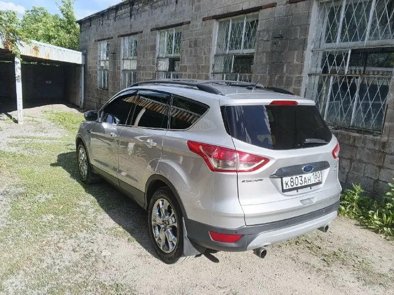 Ford escape,2012 года. объём 2.0 ecoboost,245 л. с. , движок на цепи, коробка гидротрансформатор 6-ти ступенчатый. постоянный полный привод. коплектация se. электропривод багажника, бесключевой доступ. два комплекта колёс. в птс 2 хозяина, юридическа чистая. пробег 206000. цена 1.120.000. +79493136866 📞 звоните: +7(949)3136866 - фотография - 2