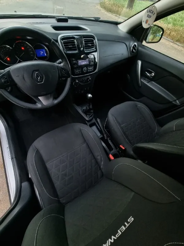 Продам renault sandero 1.6 at.2017 г. В 103.т родного пробега. По факту один владелец, девушка
Полная комплектация
Климат контроль
Круг парктроники
Датчики давления шин
4 Стеклоподъёмника
Подогрев сидений
Автомобиль в превосходном состоянии как технически так и внешне
На посожирских сидениях никто не сидел
Торг у капота
Цена. 1.200.000
+79499717710
📲 Tg: @antony050505
📞 Звоните: +7(949)9717710 - фотография - 3