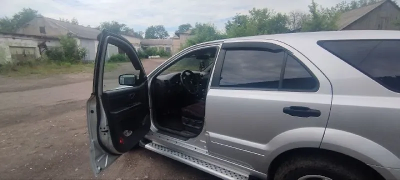 Продам kia sorento bl 2.5 diesel 📅 год выпуска: 2007 📍 пробег: 170 000 км ⚙️ коробка передач: механическая 🚙 полный привод (4×4) ✅ автомобиль в хорошем состоянии ✅ вложений не требует ✅ новая летняя резина 💰 цена: 1 000 000 рублей 🤝 торг у капота 📍 осмотр: горловка 📞 : +7 (949) 364-51-03 👤 александр 📞 звоните: +7(949)3645103 - фотография - 4