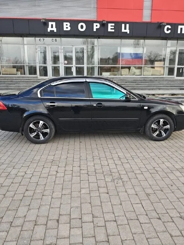 Продам kia magentis 2008 года выпуска пробег 242.000км, цена : 750 000 + торг у капота. двигатель 2.0 л газ/бензин. на кристально чистых документах!собственник! 180 регион, имеется птс, в котором вписан газ евро 4. автомобиль на 4+, имеются мелкие косяки. балон газ цилиндрический на 60 литров. двигатель обслужен, на 200 000 тысяч поменяна цепь и натяжители, помпа. ходовая полностью обслужена! ставились только оригинальные запчасти, в машину денег не жалел! по электрике все работает. комплектация в машине: электро регулировка зеркал, подушки безопасности все на месте, гур, климат-контроль. отличный комфортный семейный, реально обслуженный автомобиль! ценник полностью соответствует состоянию❗❗❗ любые проверки приветствуются за ваш счёт! номер телефона +79493143514 осмотр макеевка, донецк 📞 звоните: +7(949)3143514 - фотография - 4