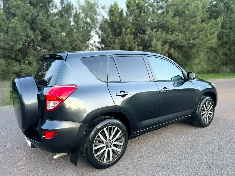 Продам идеальный кроссовер toyota rav4- toyota рав4 состояние автомобиля очень хорошее! 2.0л. Бензин. Автомат. Полный привод! Куплена в 2009 году новой в автосалоне. Пробег 176.тыс. Км. Два владельца за всю жизнь! Сборка япония. Гаражное хранения. Авто абсолютно весь обслужен и не требует никаких вложений, и в ближайшее время не будет требовать. Недавно было сделано большое т. О. По регламенту, есть все чеки. История авто кристально чиста как слеза, без подводных камней. Автомобиль без единого дтп! Соответственно вся геометрия идеально ровная, вся безопасность на месте. Все герметики и швы заводские! Все стекла оригинальные. Реально очень хороший внедорожник-паркетник. В таком состоянии единицы…очень бережная городская эксплуатация. Техническое состояние идеал по всем параметрам❗️едет как новое авто! Двигатель 2.0л бензин, самый надёжный, работает тихо как часы(масло лью только оригинал). Кпп обычный автомат полноценный переключается идеально, без пинков, без рывков, без
📞 Звоните: +7(949)4522026 - фотография - 5