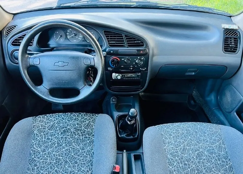 Цена 283.000 срочно 🚨 chevrolet lanos, 2009 год — максимальная комплектация sx, в отличном состоянии по кузову автомобиль в идеальном состоянии. без гнили: дно, пороги и стаканы всё целое в дтп автомобиль никогда не участвовал, кузов ровный. по технике: вложений не требует вообще. мотор 1.5, очень бодрый и тяговитый, работает ровно, не дымит. все расходники (масло, фильтры) менял вовремя, буквально недавно всё обновил. коробка передач работает четко, все скорости включаются мягко, ничего не вылетает. ходовую часть обслужил полностью — едет тихо, ничего не гремит и не стучит. салон: внутри очень приятно находиться. салон чистый, ухоженный, в машине не курили. сиденья сохранились практически в первозданном виде, не просижены и не затерты. безопасность: подушка безопасности водителя, усиленные брусья в дверях. комфорт: кондиционер, гидроусилитель руля и передние электростеклоподъемники телефона +7 (949) 856-20-45 - фотография - 7