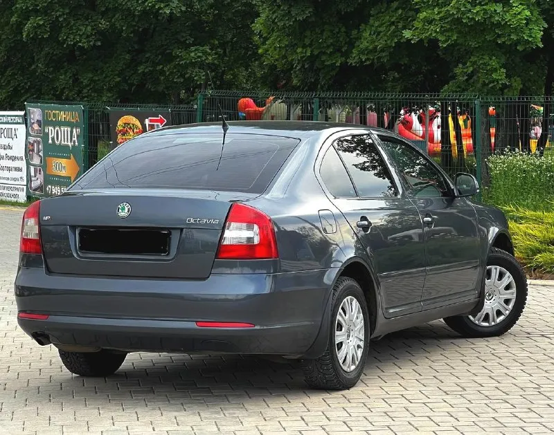 Продам легендарную skoda октавия а5 рестайлинг 2010 год в хорошем состоянии без дтп мотор не бемит не троит масло не расходует кпп на 5+ ходовая отлично салон ухожен два комплекта ключей хорошая музыка леды кондиционер работает авто тека зеленая остальные вопросы по телефону+79495209525 цена 900 тыс. Реальному клиенту торг
📞 Звоните: +7(949)5209525 - фотография - 3