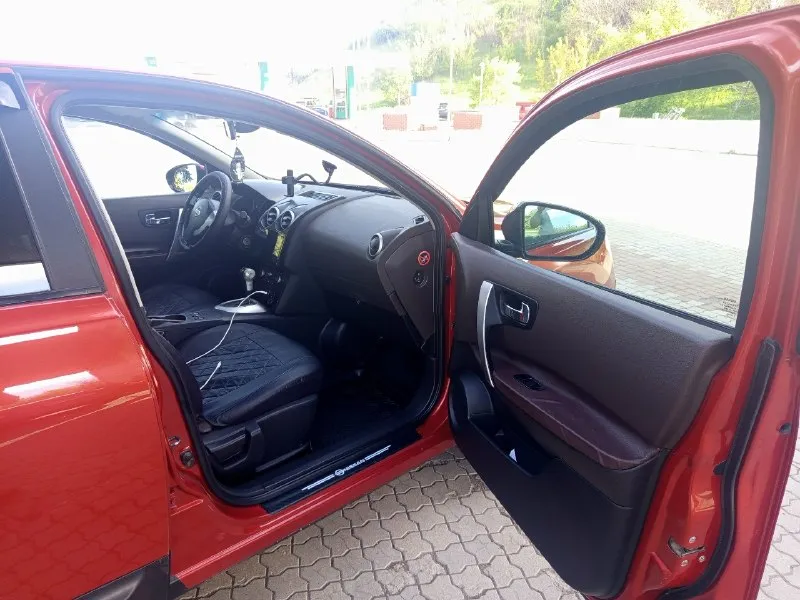 Продаю надёжный кроссовер nissan кашкай j10 2л автомат 2008 года автомобиль в отличном состоянии вложении не требует никаких. что касается кузова двигатель акпп ходовой салон это все в отличном состоянии. так же установлен магнитола tsla камера заднего вида и многое другое для комфорта техосмотр пройден официально я хозяин машинный цена 845000тр символически торг звоните +79495036203 📞 звоните: +7(949)5036203 - фотография - 9