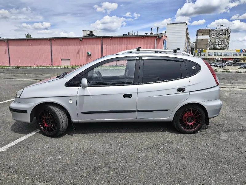 Автор: продам chevrolet rezzo 2006г. Выпуска 1.6 коробка механика, четыре стеклоподъёмника, кондиционер, регулировка руля по высоте, подушки безопасности водителя и переднего пассажира и боковые в передних сидений, 2din магнитола, камера заднего вида, усилитель на колонки хорошие динамики, два комплекта колес, лето 16 на дисках, зима 15 на штампах также есть к ним колпаки, пробег 281337 по машине есть коцки от времени не гнилая, машина каждый день на ходу. Цена 550000 хороший торг у капота. +79494383408 донецк наш канал вк [ !!!наш телеграм канал [ бесплатное размещение за репост!!! Мы в мах [
📞 Звоните: +7(949)4383408 - фотография - 1