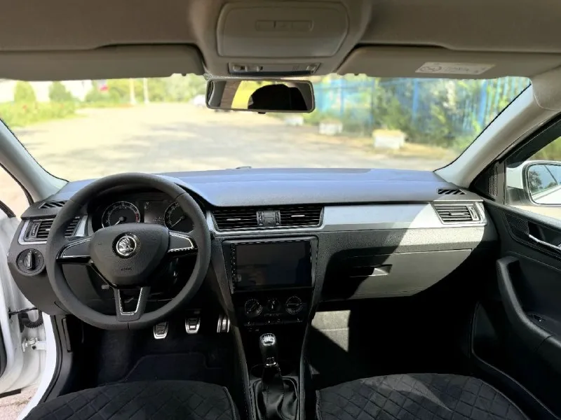 🚙 Skoda rapid

💰Цена: 850 000р
🏢Город: мариуполь
📅Год выпуска: 2017
🧾Пробег: 191 765 км.
⚙️Двигатель: 1.6
⛽Топливо: бензин
⚙️Кпп: механика

📞 Телефон:

+7-949-727-41-51
+7-949-551-91-52
+7-989-263-55-56

💾 Описание:

Всеми любимый, проверенный времен. .. Как новый
✅ Лифтбэк - огромный багажник
✅ Надежный двигатель
✅ Маленький расход топлива
✅ Южная эксплуатация

❄️ Кондиционер (работает отлично), полный электропакет, abs, airbag, птф, усилитель руля, центральный замок, android
Магнитола с usb, подогрев сидений, бортовой компьютер.

➕Автомобиль с пройденным техническим осмотром и готов к переоформлению.

Улица шевченко 2️⃣6️⃣9️⃣

🏦 Возможна продажа в кредит по двум документам. - фотография - 8