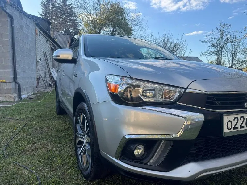 Продам mitsubishi outlander sport 2018г 2л вариатор
Авто обслуженное, работает всё, ходовка без посторонних звуков, климат контроль работает. Без ключевой доступ, слепые зоны, авто складывание зеркал, камера заднего вида, подогрев сидений. Пробег 72тыс. Миль. Зимняя резина в комплекте.
Зелёная автотека, вин по запросу кину, хозяин. Г. Донецк. Цена 1590000 торг. В подарок на комплект евро 4 что актуально в данное время
+79493279809
📞 Звоните: +7(949)3279809 - фотография - 3