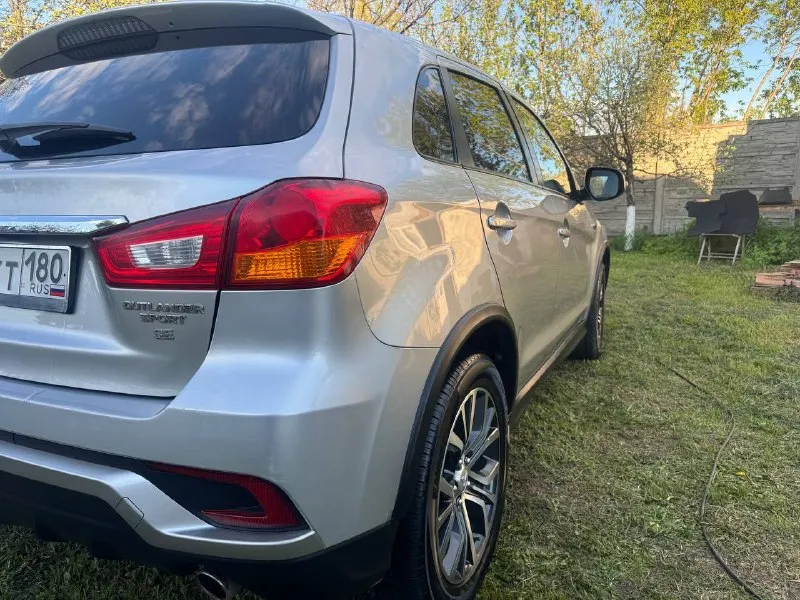 Продам mitsubishi outlander sport 2018г 2л вариатор
Авто обслуженное, работает всё, ходовка без посторонних звуков, климат контроль работает. Без ключевой доступ, слепые зоны, авто складывание зеркал, камера заднего вида, подогрев сидений. Пробег 72тыс. Миль. Зимняя резина в комплекте.
Зелёная автотека, вин по запросу кину, хозяин. Г. Донецк. Цена 1590000 торг. В подарок на комплект евро 4 что актуально в данное время
+79493279809
📞 Звоните: +7(949)3279809 - фотография - 6