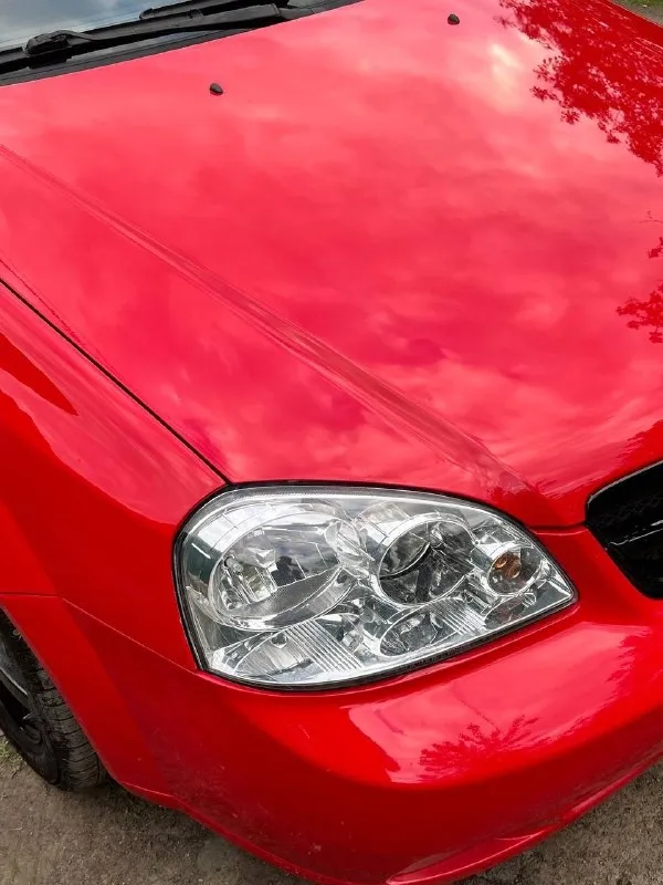 Продаю своё личное авто - chevrolet lacetti 1.6 мкпп 2005 год 220 пробега. Комплектация - 4эсп, мультируль, кондиционер, туманки. Мною сделан пересвет приборной панели и установлена сенсорная магнитола. За время эксплуатации в машине было сделано все, что в ней было не так. Стоят новые фары, новые стекла передних дверей вместо старых затертых. Каких-то видимых дефектов по кузову нет. Днище - в идеальном состоянии, арки и пороги - так же. Вся во вторичном окрасе, обливалась в круг прошлым хозяином. В комплекте с машиной отдаю зимнюю резину, ездил один сезон цену вижу - 570+ торг при осмотре хорошим людям) если интересует информация по машине - пишите в лс, с радостью все расскажу) +79494728146
📞 Звоните: +7(949)4728146 - фотография - 1