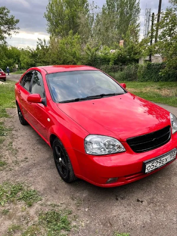 Продаю своё личное авто - chevrolet lacetti 1.6 мкпп 2005 год 220 пробега. Комплектация - 4эсп, мультируль, кондиционер, туманки. Мною сделан пересвет приборной панели и установлена сенсорная магнитола. За время эксплуатации в машине было сделано все, что в ней было не так. Стоят новые фары, новые стекла передних дверей вместо старых затертых. Каких-то видимых дефектов по кузову нет. Днище - в идеальном состоянии, арки и пороги - так же. Вся во вторичном окрасе, обливалась в круг прошлым хозяином. В комплекте с машиной отдаю зимнюю резину, ездил один сезон цену вижу - 570+ торг при осмотре хорошим людям) если интересует информация по машине - пишите в лс, с радостью все расскажу) +79494728146
📞 Звоните: +7(949)4728146 - фотография - 3