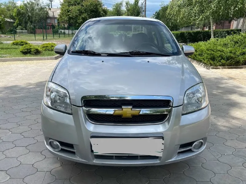 | chevrolet aveo | •2008 год. •1.5 +🎁 могу отдать газ: пропан евро 4. что очень удобно в данное время)🙂 механика, машина в отличном состоянии как в техническом - так и внешне. по комплектации : кондиционер заправлен и холодит!, абс, 4 электро-стеклоподъемника. регулировка зеркал, сигналка с авто-запуском, что очень удобно в зимний период. кузов крепкий, реально геометрия вся родная, готова к любым проверкам ✅👌🏻 по салону прекрасная, действительно следили. чистый и аккуратный салон — без пятен и повреждений. все работает исправно. недавно проходили то. масла фильтра грм. цена: 495000р тел +79493161086 📞 +79604427133 - так же телеграмм, бывают проблемы с сетью. 📲 - фотография - 7