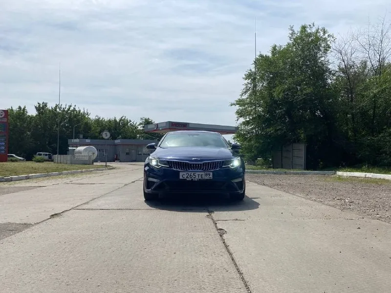 Продам kia optima 2019 год мотор 2.5 коробка автомат (aisin), на авто все работает, пробег 107 тыс км, цена 1.530₽ автомобиль в полной комплектации,2 ключа сигнализация с автозапуском, сервисная книга, парктроники, камера заднего вида, хороший свет ﻿﻿климат контроль( рабочий) ﻿﻿монитор aux/bt/usb/ хорошая музыка ﻿один владелец. авто в отличном обслуженном состоянии ( все и когда делалось могу рассказать и показать, все расходники и запчасти только оригинал ). в таком обслуженном состоянии автомобилей мало. двигатель, коробка и ходовая часть без нареканий все работает, салон чистый и ухоженный,2 комплекта хорошей резины r18 документы в порядке, переоформление в мрэо (могу присутствовать )все остальные вопросы по тел +79494936731, торг и полный бак бензина реальному покупателю - фотография - 6