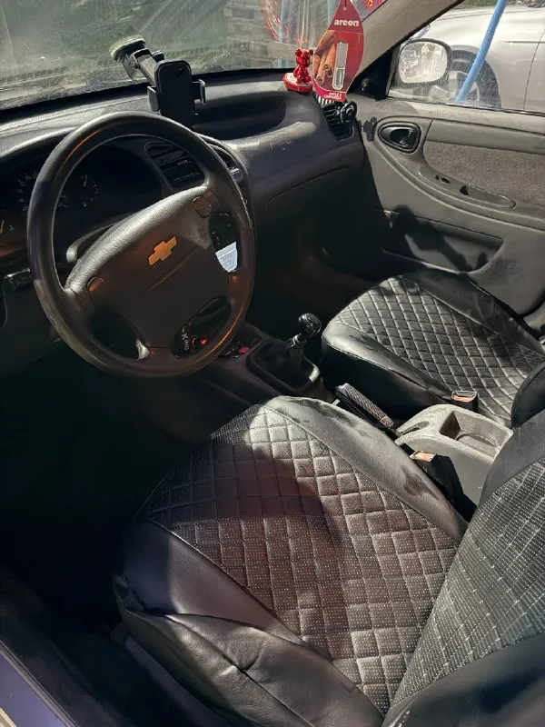 ✏ 🚗 продам chevrolet lanos 1.5, 2008 г. в. техническое состояние: «сел и поехал». я — хозяйка, машина полностью обслужена по ходовой части. 📚 что было сделано (владею полгода): • техническое обслуживание: масло и фильтры менялись меньше тысячи километров назад. • ✅ поварены пороги. • ✅ новые фары (установлены led-лампы). • ✅ новое сцепление (прошло всего 3 тыс. км). • ✅ заменены тормозные цилиндры, колодки и установлены новые шрусы. • ✅ установлены новые: аккумулятор, генератор, выхлопная система и все датчики. пробег: 190 тыс. км. комплектация: в подарок отдам комплект зимней резины( отъездила месяц на ней), дополнительные зеркала и трос ручника. внешний вид — на фото. с документами полный порядок, любое переоформление. причина продажи покупка другого автомобиля. машина находится в шахтерске. цена: 250 т. + разумный торг. пишите/звоните, отвечу на все вопросы! 📞+79497122531 📞 звоните: +7(949)7122531 - фотография - 5