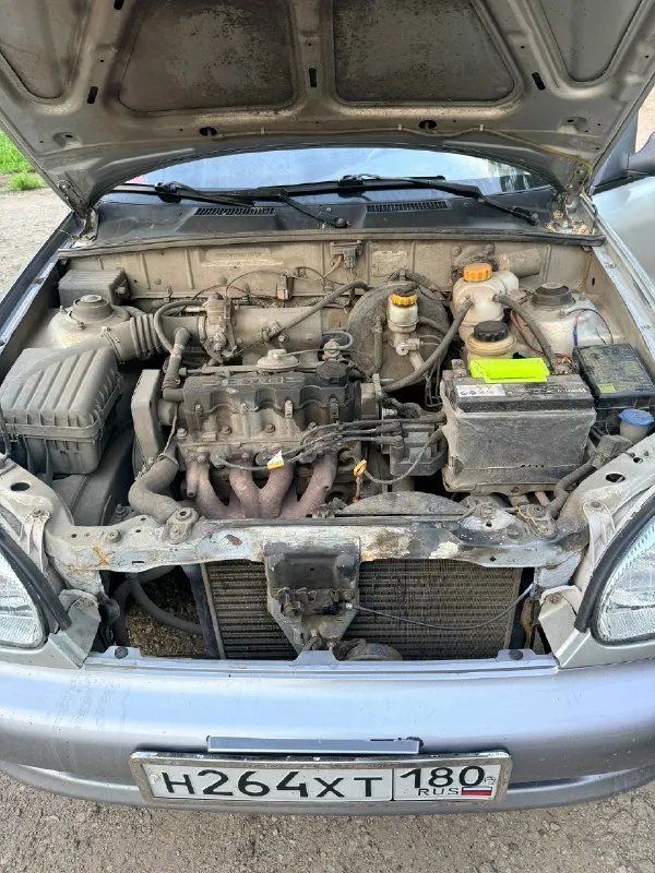 ✏ 🚗 продам chevrolet lanos 1.5, 2008 г. в. техническое состояние: «сел и поехал». я — хозяйка, машина полностью обслужена по ходовой части. 📚 что было сделано (владею полгода): • техническое обслуживание: масло и фильтры менялись меньше тысячи километров назад. • ✅ поварены пороги. • ✅ новые фары (установлены led-лампы). • ✅ новое сцепление (прошло всего 3 тыс. км). • ✅ заменены тормозные цилиндры, колодки и установлены новые шрусы. • ✅ установлены новые: аккумулятор, генератор, выхлопная система и все датчики. пробег: 190 тыс. км. комплектация: в подарок отдам комплект зимней резины( отъездила месяц на ней), дополнительные зеркала и трос ручника. внешний вид — на фото. с документами полный порядок, любое переоформление. причина продажи покупка другого автомобиля. машина находится в шахтерске. цена: 250 т. + разумный торг. пишите/звоните, отвечу на все вопросы! 📞+79497122531 📞 звоните: +7(949)7122531 - фотография - 6