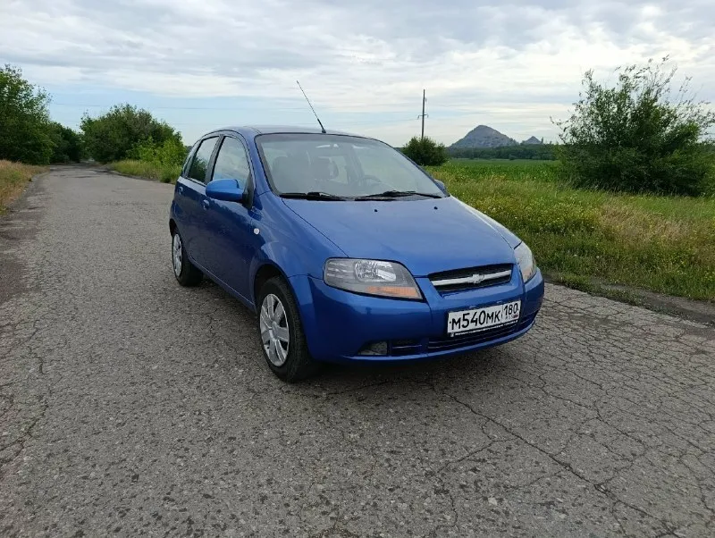 Продам маленький, экономичный автомобиль. Chevrolet aveo 1.4 механика, 2007 год. Машина обслужена (чеки, заказ наряды есть) все расходники заменены, в хорошем состоянии. Смотрится достойно. По комплектации: передние стеклоподъёмники, кондиционер работает отлично, гидравлический усилитель руля, электро - регулировка зеркал. Сигнализация с дистанционным автозапуском. Центральный замок. Музыка флешка. Цена 420 000 торг на месте. По документам полный порядок. Продажа от собственника. +79493350571 моспино.
📞 Звоните: +7(949)3350571 - фотография - 2