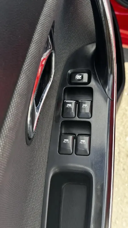 Продам kia ceed год выпуска 2014 пробег 164 000 км в хорошей комплектации подогрев руля подогрев передних сидений круиз контроль подсвет на поворотах коробка механика авто в достойном состояние, есть косметические окрасы, без дтп поменяны в круг тормоза (диски, колодки) так же поменяно масло, тасол отдам (нет времени поменять) стоит хорошая магнитола, лед лампы комплект зимних колес на дисках. авто находится в макеевке полный бак бензина в подарок цена 1.250.000 руб торг тел +7 9493783192 📞 звоните: +7(949)3783192 - фотография - 4