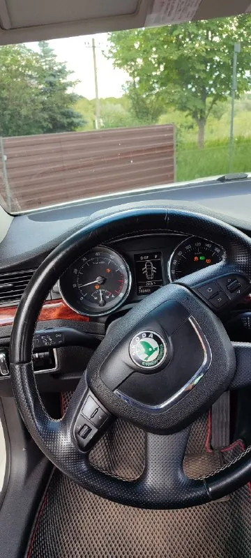 Продам skoda superb, 2010г. В. Мотор 1.8 бензин, акп, пробег 303к. Авто в отличном состоянии, без дтп, в родном окрасе, все узлы работают без нареканий. Автомобиль ухожен, стоит очень хорошая музыка, салон в отличном состоянии. Машина без вложений и проблем. Все вопросы по +79493907731, осмотр город енакиево.
📞 Звоните: +7(949)3907731 - фотография - 3