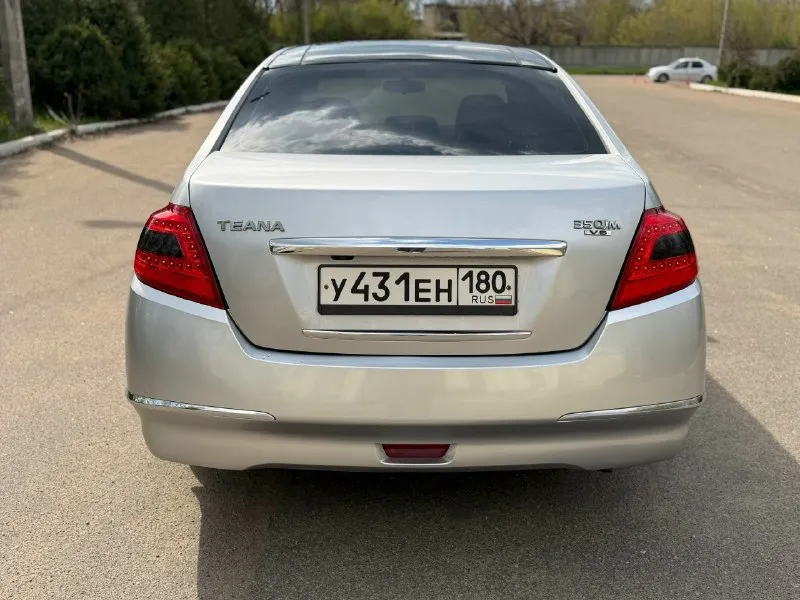 Продам teana j32, 2008г. собственник. двигатель 3.5 (249 л. с. ) доналоговый. расхода масла нет совсем. кпп автомат! вариатор заменил на обычный автомат. двигатель и коробка работают хорошо. пробег 233 тысячи км. в двигателе масло idemitsu 5w30. заменил рулевую рейку, рулевые наконечники, подушки двигателя, стойки стабилизатора, пыльники шрусов, перебрал рычаги и еще очень много всего, денег на обслуживание не жалел, расскажу по телефону подробно. машина в очень хорошей комплектации: бесключевой доступ, кнопка старт-стоп, гур, климат контроль 2-х зонный, кожаный салон, память сидений, подогревы и вентиляция всех сидений, электропривод сидений, оттоманка(она же подножка)панорамная крыша, электрическая шторка, электроскладывание зеркал, мульти руль, камера заднего вида, музыка bose, dvd, датчик света, abs, vdc, информативный бортовой компьютер. 2 комплекта колёс: r18 на летней резине и r17 на зимней. авто находится в макеевке. цена 980 тысяч рублей. торг у авто! +7 ( 📞 звоните: +7(949)8391710 - фотография - 4
