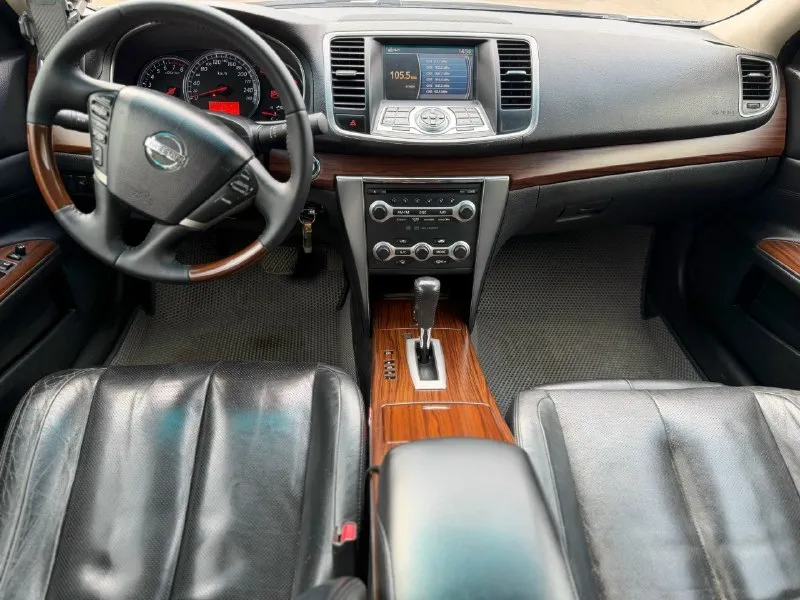 Продам teana j32, 2008г. собственник. двигатель 3.5 (249 л. с. ) доналоговый. расхода масла нет совсем. кпп автомат! вариатор заменил на обычный автомат. двигатель и коробка работают хорошо. пробег 233 тысячи км. в двигателе масло idemitsu 5w30. заменил рулевую рейку, рулевые наконечники, подушки двигателя, стойки стабилизатора, пыльники шрусов, перебрал рычаги и еще очень много всего, денег на обслуживание не жалел, расскажу по телефону подробно. машина в очень хорошей комплектации: бесключевой доступ, кнопка старт-стоп, гур, климат контроль 2-х зонный, кожаный салон, память сидений, подогревы и вентиляция всех сидений, электропривод сидений, оттоманка(она же подножка)панорамная крыша, электрическая шторка, электроскладывание зеркал, мульти руль, камера заднего вида, музыка bose, dvd, датчик света, abs, vdc, информативный бортовой компьютер. 2 комплекта колёс: r18 на летней резине и r17 на зимней. авто находится в макеевке. цена 980 тысяч рублей. торг у авто! +7 ( 📞 звоните: +7(949)8391710 - фотография - 8