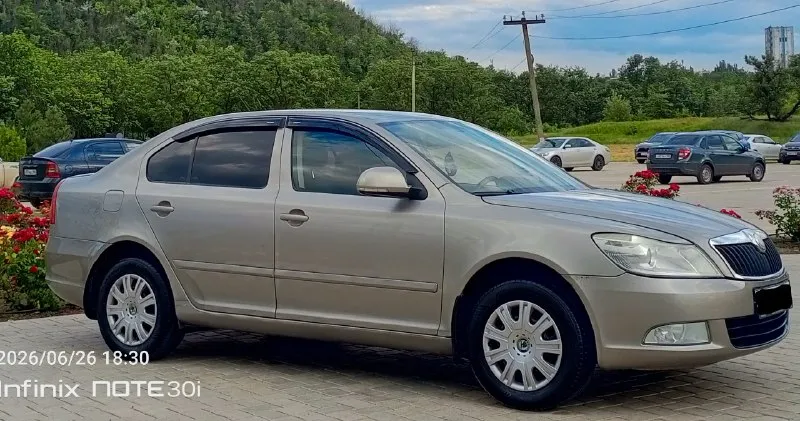 Skoda octavia a5
Рестайлинг
Год выпуска 2010
Автомобиль в хорошем состоянии
1.6 Самый надёжный
Не троит не дымит масло не ест!!!
Коробка механика без хрустов и т. Д
Ходовая вся обслужена
В общем автомобиль обслужен и вложений не требует!
Хорошая комплектация
Кондиционер (заправлен дует отлично )
Стеклоподъёмники
Подогрев сидений
Датчик света
Датчик дождя
Электро регулировка зеркал
2 Комплекта колес
И т. Д
С документами полный порядок
Юридически автомобиль чист
И готов к оформлению
Цена 815.000 торг реальному покупателю
Также рассмотрю варианты обмена
Остальные вопросы по тел
+79490843898
📲 Tg: петр
📞 Звоните: +7(949)0843898 - фотография - 4