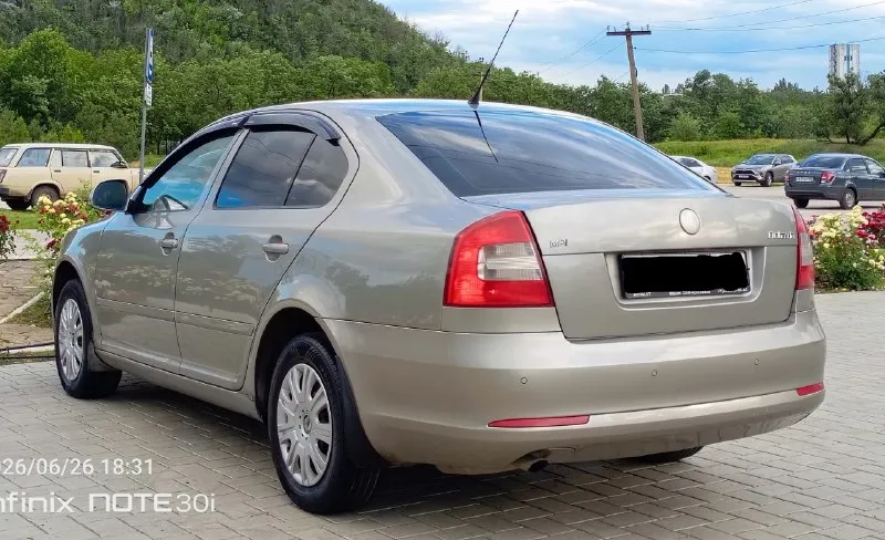 Skoda octavia a5
Рестайлинг
Год выпуска 2010
Автомобиль в хорошем состоянии
1.6 Самый надёжный
Не троит не дымит масло не ест!!!
Коробка механика без хрустов и т. Д
Ходовая вся обслужена
В общем автомобиль обслужен и вложений не требует!
Хорошая комплектация
Кондиционер (заправлен дует отлично )
Стеклоподъёмники
Подогрев сидений
Датчик света
Датчик дождя
Электро регулировка зеркал
2 Комплекта колес
И т. Д
С документами полный порядок
Юридически автомобиль чист
И готов к оформлению
Цена 815.000 торг реальному покупателю
Также рассмотрю варианты обмена
Остальные вопросы по тел
+79490843898
📲 Tg: петр
📞 Звоните: +7(949)0843898 - фотография - 7