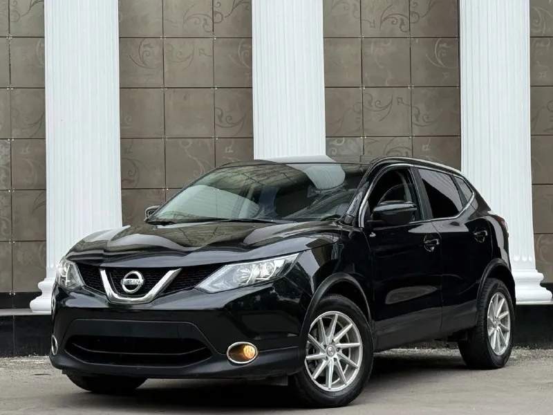 +79494999290 цена: 1.220.000 осмотр: донецк nissan qashqai год: 2017 двигатель: 2.0 коробка: акпп пробег: 153.000 достойный авто, без каких либо вложений! авто в родном окрасе, без дтп. двигатель работает идеально, любые проверки коробка без нареканий, ходовая часть обслужена, без скрипов стуков и тд. комплектация включает комфортные и безопасные опции (удобный салон, мультимедиа, климат-контроль, системы помощи водителю. есть все для комфортной поездки ▶️смотреть больше фото◀️ 📞 звоните: +7(949)4999290 - фотография - 1