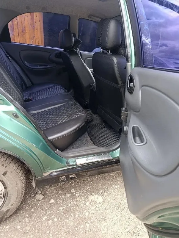 Продаётся заз сенс, 1,3. пробег 62000, год выпуска 2012. автомобиль в отличном состоянии, не гнилая, есть мелкие царапины. автомобиль с ручным управлением на полуавтомате. машина на ходу, всё работает. цена 400000 тысяч. рублей. т. +79494345525. макеевка. 📞 звоните: +7(949)4345525 - фотография - 5