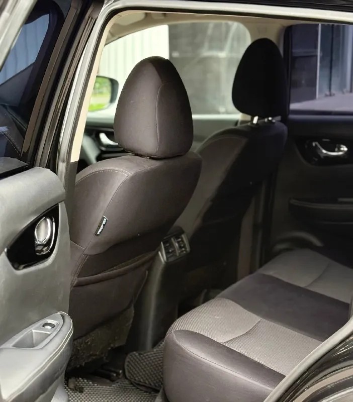 +79494999290 цена: 1.220.000 осмотр: донецк nissan qashqai год: 2017 двигатель: 2.0 коробка: акпп пробег: 153.000 достойный авто, без каких либо вложений! авто в родном окрасе, без дтп. двигатель работает идеально, любые проверки коробка без нареканий, ходовая часть обслужена, без скрипов стуков и тд. комплектация включает комфортные и безопасные опции (удобный салон, мультимедиа, климат-контроль, системы помощи водителю. есть все для комфортной поездки 📞 звоните: +7(949)4999290 - фотография - 9