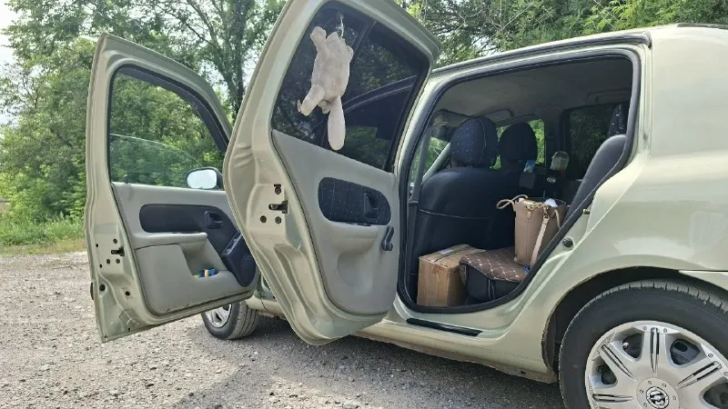 Продам renault логан 2003 года родной пробег 223 тыс. Км. 219 тыс. Км. Была замена сцепления, помбы, ремень грм 216 тыс. Км. Была замена тормозных дисков машина экономичная: город-8 литров, трасса-6 литров оцинкованная. Цена:400 тыс. Торг присутствует. +79493148318- эдуард +79494795758- анастасия
📞 Звоните: +7(949)3148318 - фотография - 2