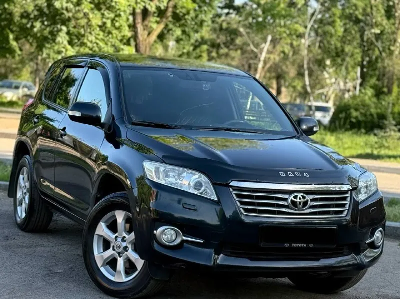 Toyota rav4
Год 2011 (рестайлинг)
Двигатель 2.0 бензин
Пробег 180000
Автоматическая коробка передач
Привод полный подключаемый
Автомобиль в идеальном состоянии, двигатель работает отлично без каких либо потеков, по коробке тоже без нареканий, по ходовой обслужена, салон в очень хорошем состоянии
Хорошая комплектация, двухзонный климат контроль, круиз, помощь при вождении, подключение полного привода, полный электро пакет, подогрев сидений, лобового и заднего стекла, а так же зеркал, парктроники, спорт режим, датчики света и дождя, эл регулировка зеркал и складывание, омыватель фар, большой сенсорный монитор, bluetooth aux, хорошая заводская акустика, отличные 17 колеса. И еще много чего!
Цена 1410000
Возможен торг
+7

📞 Звоните: +7(949)5035528 - фотография - 1