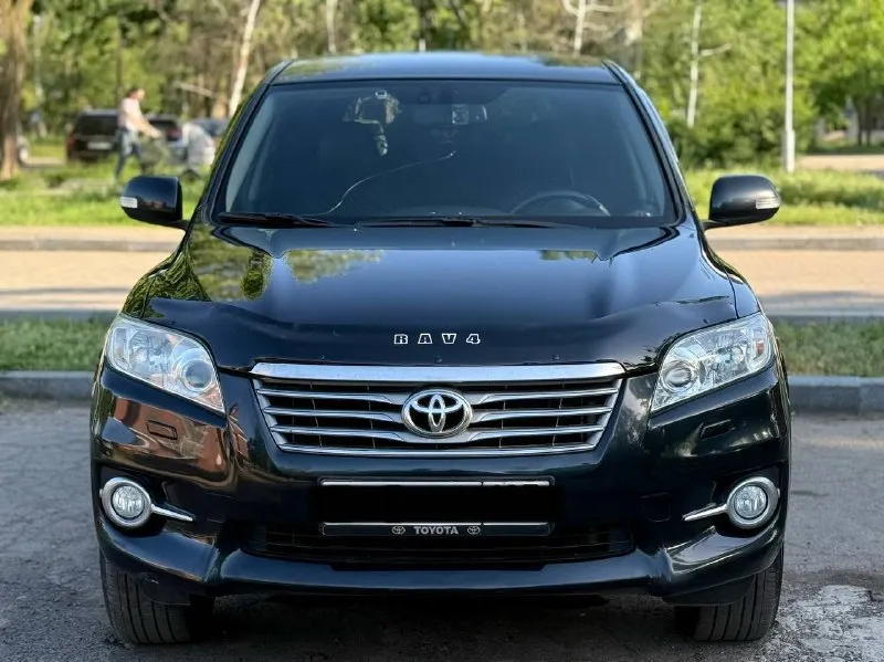 Toyota rav4
Год 2011 (рестайлинг)
Двигатель 2.0 бензин
Пробег 180000
Автоматическая коробка передач
Привод полный подключаемый
Автомобиль в идеальном состоянии, двигатель работает отлично без каких либо потеков, по коробке тоже без нареканий, по ходовой обслужена, салон в очень хорошем состоянии
Хорошая комплектация, двухзонный климат контроль, круиз, помощь при вождении, подключение полного привода, полный электро пакет, подогрев сидений, лобового и заднего стекла, а так же зеркал, парктроники, спорт режим, датчики света и дождя, эл регулировка зеркал и складывание, омыватель фар, большой сенсорный монитор, bluetooth aux, хорошая заводская акустика, отличные 17 колеса. И еще много чего!
Цена 1410000
Возможен торг
+7

📞 Звоните: +7(949)5035528 - фотография - 3