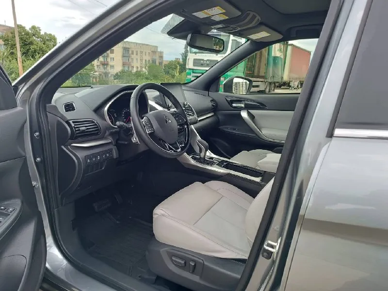 В продаже mitsubishi eclipse cross 2023 года
- Полный привод !
- Родной окрас !
- Целая безопасность!
- 41000 Км
- Максимальная по комплектации, камеры 360, панорама, кожа !

2.400.000 ₽ Под ключ на учете. Деньги по факту у капота.
Звоните +79493313374 или телеграм @prigondpr - фотография - 3