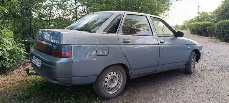 Продам ваз 2110.1.5 8 кл. Машина на ходу, есть моменты по кузову, цена 85 тысяч руб. Торг на бензин. Г. Снежное +79496459063
📞 Звоните: +7(949)6459063 - фотография - 1