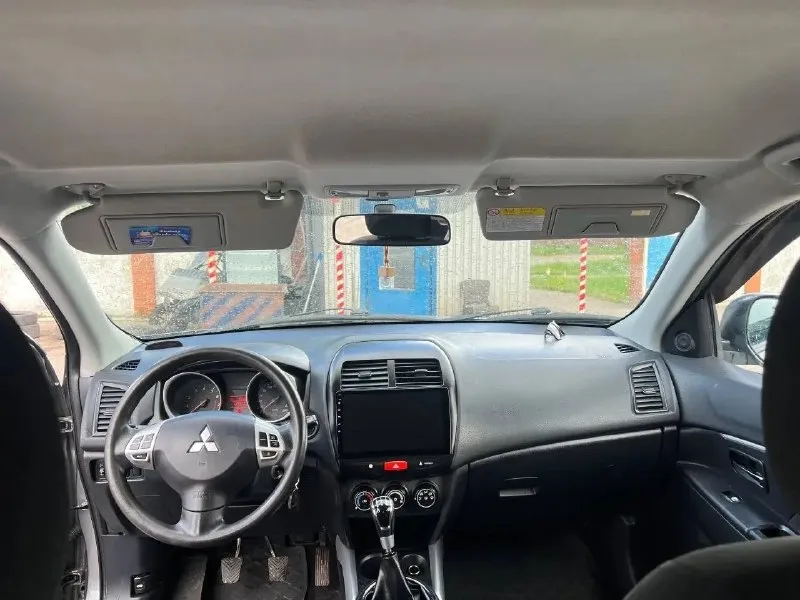 Mitsubishi asx
Год :2011
Объем :1.6
Кпп : механика

Комплектация:
4 Стекло подъемника
Подогрев сидений
Подогрев зеркал и стекол
Противотуманные фары
Сигнализация с авто запуском
Кондиционер заправлен
2 Ключа
2 Владельца
Зелёная автотека
Парктроник с камерой заднего вида
Новые диски
Новая летняя резина.

По авто :
Полностью обслужена
Вложений не требует
По кузову всё в отличном состоянии не гнили не корозий и даже признаков негде нет дно идеальное
При осмотре убедитесь сами :

Двигатель масло не есть от слова совсем.
Коробка идеально переключает мягко не вылетает не хрустит.

Приезжайте во всем убедитесь сами.

Документы чистые деогнамтическая карта есть !

Осмотр:
Город макеевка донецк
Цена 900000.

+79498340074
(Макс)
(Телеграм)
📞 🇷🇺 Звоните: +79498340074 - фотография - 9