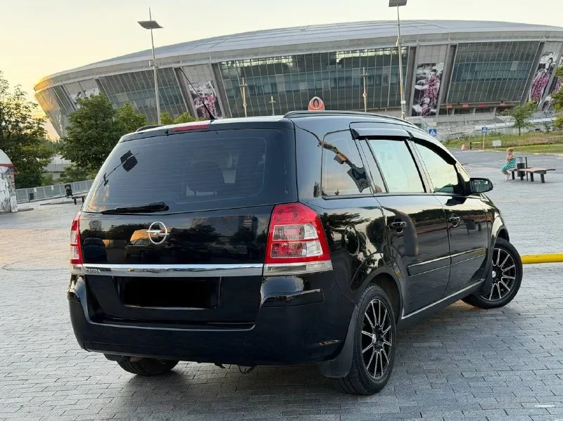 В продаже opel zafira b рестайлинг 2008 года выпуска!
Двигатель 1.8 бензин работает без нареканий обслужен от а до я, не давно было полное то все жидкости и фильтра заменены. Коробка обычная механика, все передачи на месте, сцепление новое. Ходовая часть без вопросов из не давнего были заменены колодки и тормозные диски в круг, стоит новая летняя резина на новых литых дисках!
Комплектация: электро регулировка зеркал, складывание зеркал, 2 эсп, климат контроль, туманки, 7 мест, мульти руль, подогревы сидений, круиз контроль и тд.
Юридически абсолютно чистый автомобиль возможен обмен и продажа в кредит!
Осмотр донецк
Цена: 690.000₽, торг
☎️ +7 (949) 339-39-10
📞 Звоните: +7(949)3393910 - фотография - 5