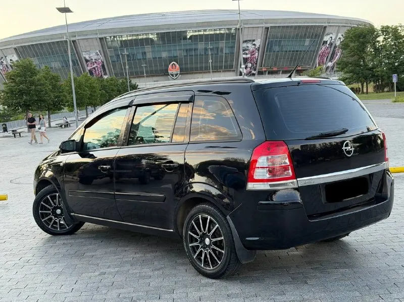 В продаже opel zafira b рестайлинг 2008 года выпуска!
Двигатель 1.8 бензин работает без нареканий обслужен от а до я, не давно было полное то все жидкости и фильтра заменены. Коробка обычная механика, все передачи на месте, сцепление новое. Ходовая часть без вопросов из не давнего были заменены колодки и тормозные диски в круг, стоит новая летняя резина на новых литых дисках!
Комплектация: электро регулировка зеркал, складывание зеркал, 2 эсп, климат контроль, туманки, 7 мест, мульти руль, подогревы сидений, круиз контроль и тд.
Юридически абсолютно чистый автомобиль возможен обмен и продажа в кредит!
Осмотр донецк
Цена: 690.000₽, торг
☎️ +7 (949) 339-39-10
📞 Звоните: +7(949)3393910 - фотография - 6