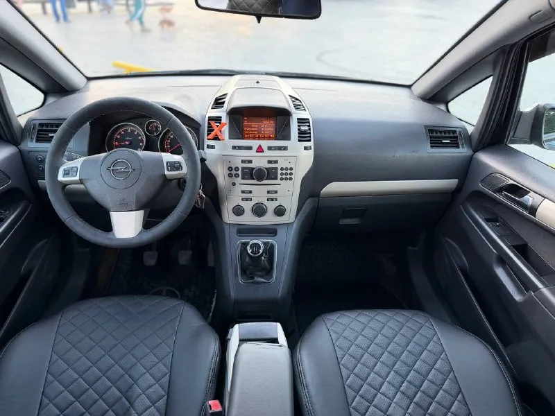 В продаже opel zafira b рестайлинг 2008 года выпуска!
Двигатель 1.8 бензин работает без нареканий обслужен от а до я, не давно было полное то все жидкости и фильтра заменены. Коробка обычная механика, все передачи на месте, сцепление новое. Ходовая часть без вопросов из не давнего были заменены колодки и тормозные диски в круг, стоит новая летняя резина на новых литых дисках!
Комплектация: электро регулировка зеркал, складывание зеркал, 2 эсп, климат контроль, туманки, 7 мест, мульти руль, подогревы сидений, круиз контроль и тд.
Юридически абсолютно чистый автомобиль возможен обмен и продажа в кредит!
Осмотр донецк
Цена: 690.000₽, торг
☎️ +7 (949) 339-39-10
📞 Звоните: +7(949)3393910 - фотография - 7