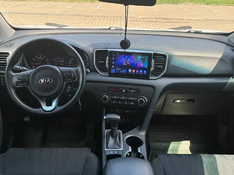 Kia sportage
2018 Год
Двигатель 2.0 бензин
Коробка автомат
Авто в отличном состоянии,
Кузов весь в заводском окрасе 1000%
Не одна деталь не крашена !
Вложения не требует
С документами полный порядок продажа с полным переоформлением на вас
Г. Донецк
Цена 1.670 тыс. ₽
Звоните остальное по
+79495210885
📲 Tg: r. B
📞 Звоните: +7(949)5210885 - фотография - 8