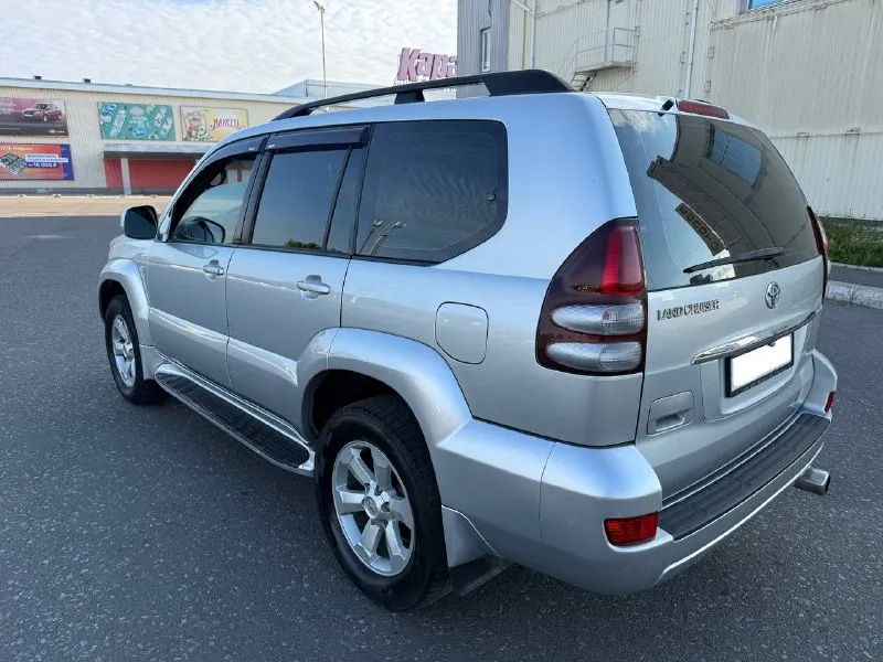 Toyota land cruiser 120 prado(рестайлинг) 2007 г, 7 местная.
Двигатель 4.0 бензин(газ пропан)вписан
Коробка обычный автомат.
Родной пробег —248 000 км.
Автомобиль в хорошем состоянии:
— Кузов ровный целый(без коррозии)стекла оригинальные.
— Двигатель работает ровно, без посторонних шумов и ошибок.
— Коробка передач переключается четко, ходовая без стуков.
— Полностью обслужен, не требует дополнительных вложений.
Второй комплект дисков с хорошей резиной, оригинальные toyota.
Документы в полном порядке, техосмотр пройден, продажа с полным оформлением.
Цена: 1.950 🍋руб.
Город: донецк.
Телефон: +7 949 371-08-26 (есть мах, telegram).
По запросу вышлем видеообзор автомобиля.
📞 Звоните: +7(949)3710826 - фотография - 4
