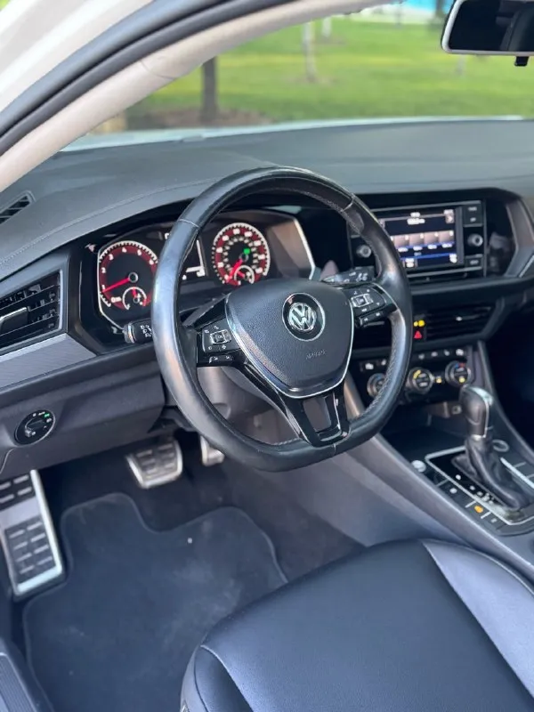 🚘 Продаётся volkswagen jetta 2019 года в отличном состоянии!
Двигатель 1.4 бензин.
Коробка автомат.
Автомобиль ухоженный, в хорошей комплектации, полностью обслужен и готов к эксплуатации без дополнительных вложений.
Комплектация:
Датчики слепых зон
Двухзонный климат-контроль
Камера заднего вида
Мультируль
Датчики дождя и света
Кожаный салон
Система start/stop
Бесключевой доступ
Год выпуска: 2019 пробег: 143 000 км
Цена: 1 670 000
Возможен обмен
Возможна продажа в кредит
Переоформление без проблем, быстро и официально.
Возможен обмен.
📞 Звоните или пишите — отвечу на все вопросы!
+7 949-458-29-30 - фотография - 6