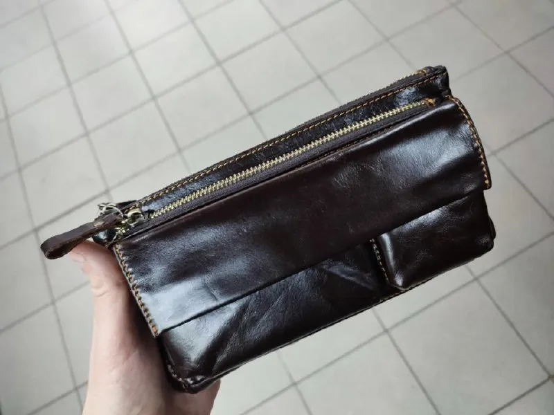 Описание: ⚡️продам сумку мужскую из натуральной кожи (новую) ✅ классная мужская сумка из натуральной кожи. удобная, имеет несколько отделений на замках. можно вешать на ремень или носить в руках как клатч или барсетку. материал: натуральная кожа. размер: 23 х 11 х 5,0 см. цвет: темно-коричневый. все вопросы по телефону. цена: 3395 руб. 📲 tg: александр клюев 📞🇷🇺звоните: +7 949 450 92 20 барахолка днр - фотография - 6