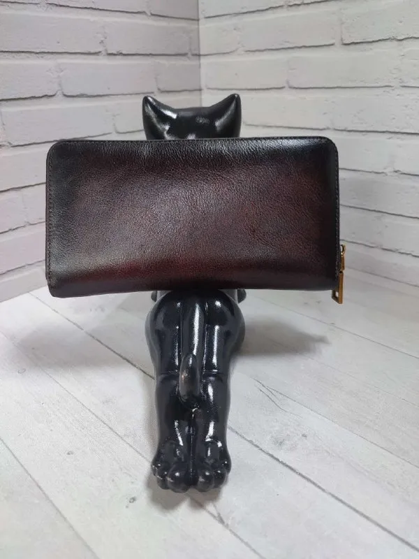 Описание: 💥продам клатч с ручкой из натуральной кожи (новый) отличный функциональный клатч с ручкой из натуральной кожи. в данном клатче насчитывается множество разных отделений, клатч вместительный, имеет интересный дизайн. размер: 19,5 х 10,5 х 2,5 см. все вопросы по телефону. цена: 2950 руб. 📲 tg: валентина бараненко 📞🇷🇺звоните: +7949 450 92 20 барахолка днр - фотография - 4