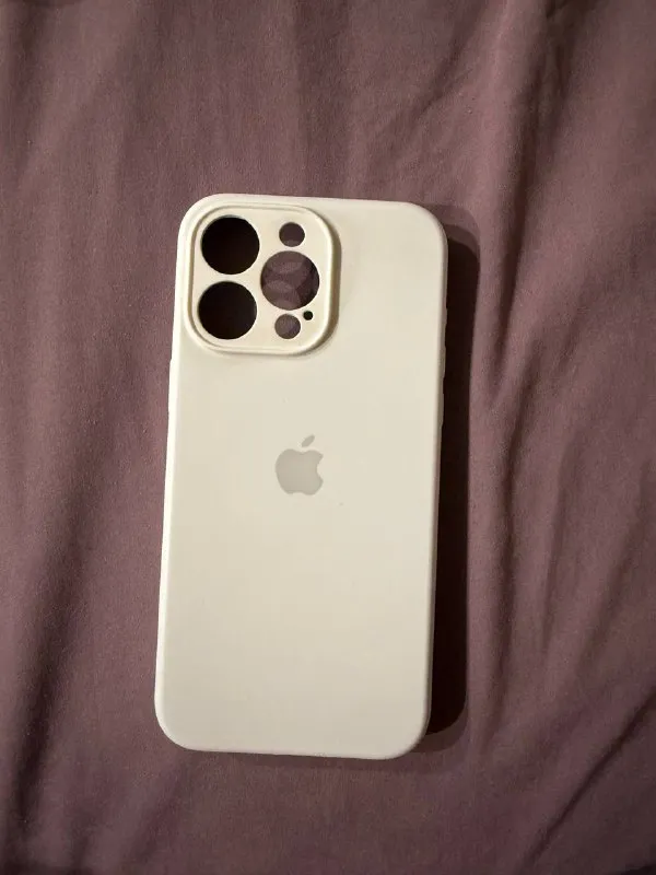 Описание: доброго времени суток! 💐 продам чехлы и стекло на iphone 15 pro max. стекло новое. чехлы в отличном состоянии (кроме одного), ношеные по несколько раз. продаю в связи с покупкой нового телефона. по поводу цены писать в лс. тк в описании стоит цена только для одного чехла, остальные по другой цене 🌺 г. донецк цена: 500 руб. 📲 tg: софия губернатор 📞🇷🇺звоните: +7 949 441 0609 барахолка днр - фотография - 5