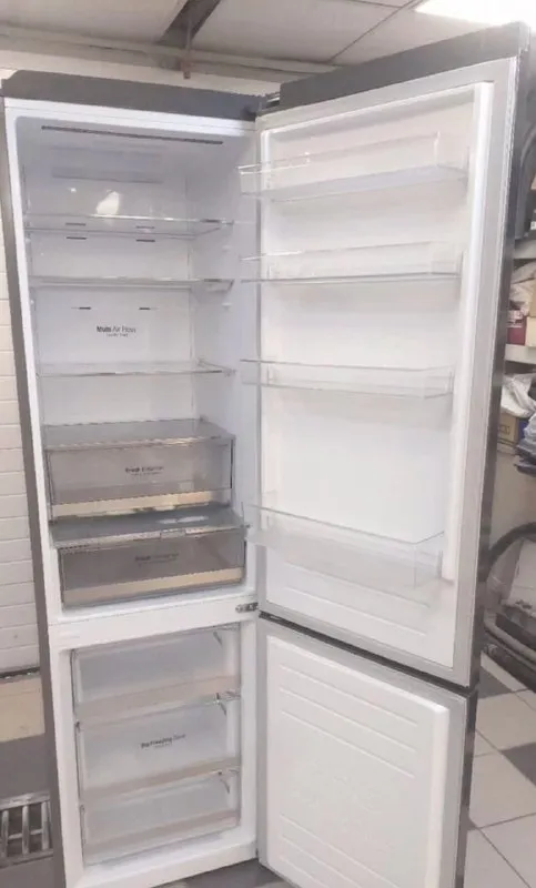 Описание: продам холодильник двухкамерный lg ga-b509smdz no frost. состояние отличное. в эксплуатаци... - фотография